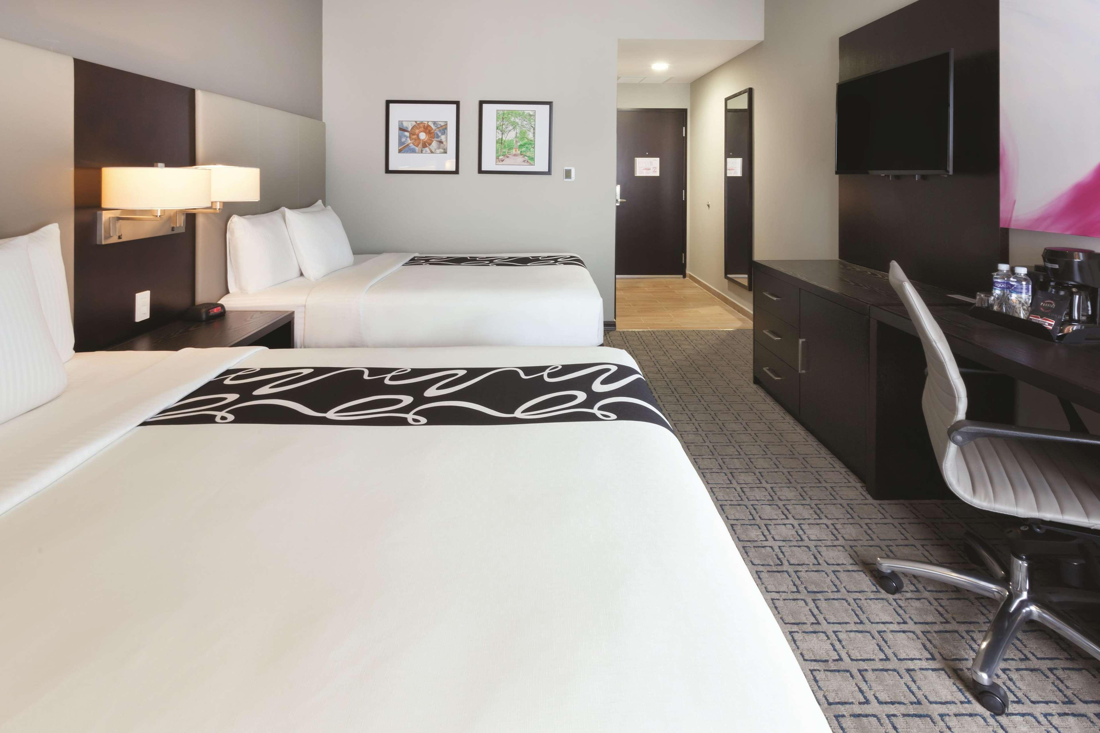 La Quinta By Wyndham Tegucigalpa Hotel Eksteriør billede